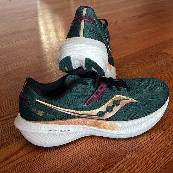 Men’s Saucony Triumph Running Sneaker - Picture 3 of 7